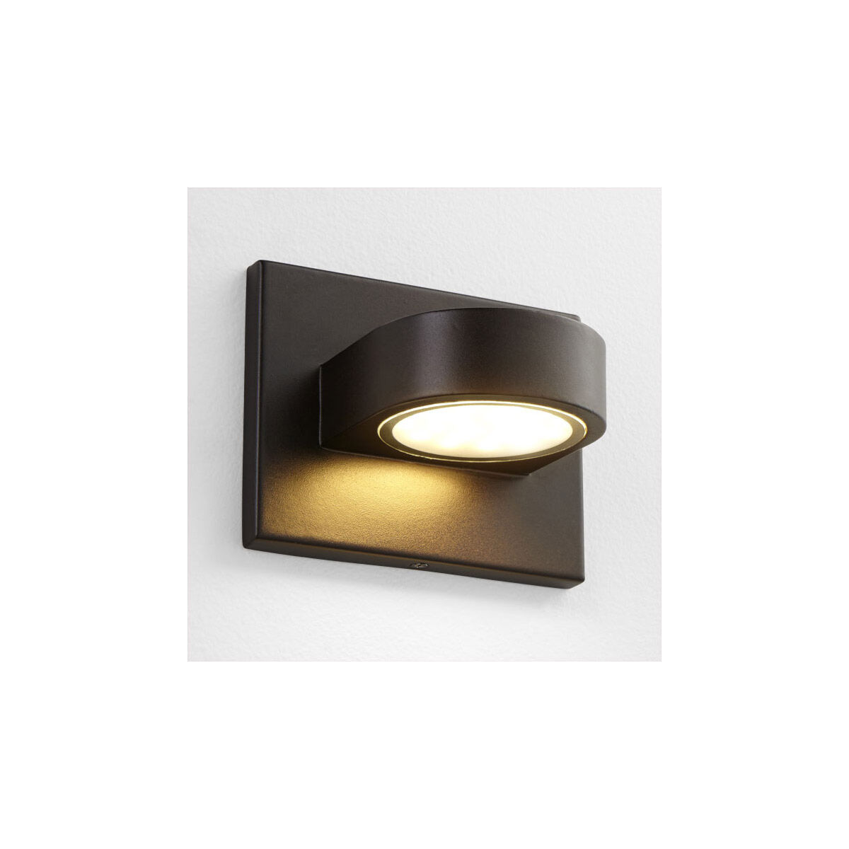Eris 1 Light 5 inch Oiled Bronze Outdoor Wall Sconce 